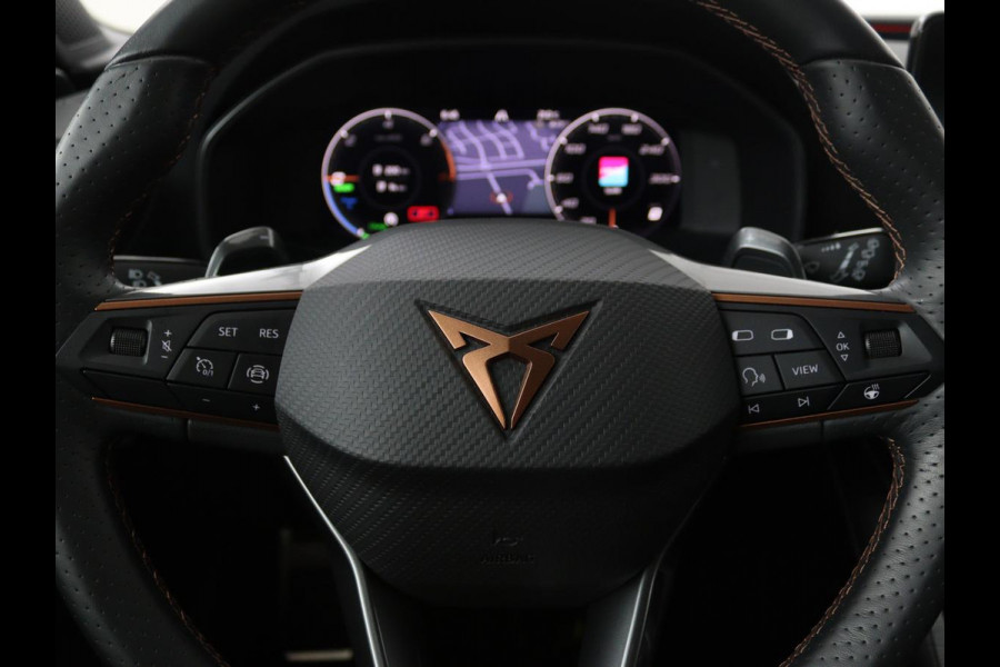 CUPRA Leon 1.4 e-Hybrid VZ | 245pk | Stoel & stuurverwarming | Camera | Navigatie | Sfeerverlichting | Keyless | Full LED | PHEV