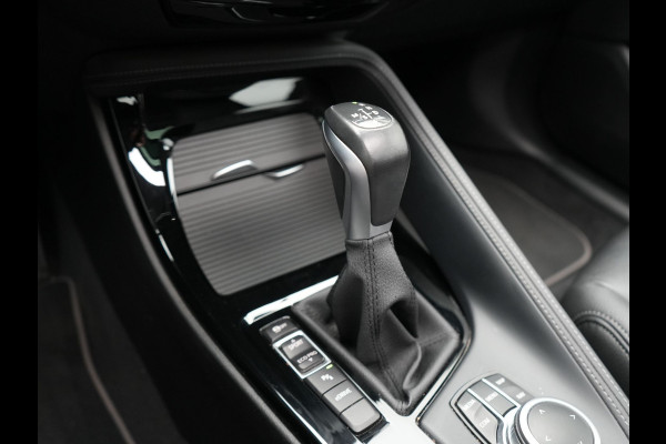 BMW X2 xDrive25e Executive Plug In Hybrid 220pk Dealer O.H PHEV | Panodak | Adaptive Cruise | Camera | Navi Pro | Lederen Bekleding | Sfeerverlichting | Keyless |