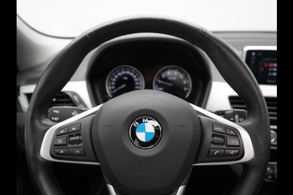 BMW X2 xDrive25e Executive Plug In Hybrid 220pk Dealer O.H PHEV | Panodak | Adaptive Cruise | Camera | Navi Pro | Lederen Bekleding | Sfeerverlichting | Keyless |