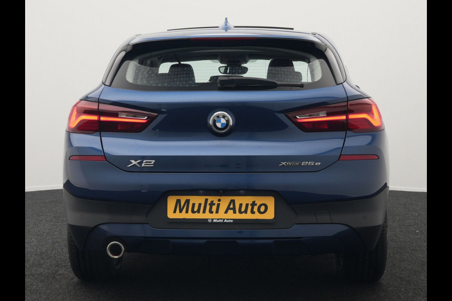 BMW X2 xDrive25e Executive Plug In Hybrid 220pk Dealer O.H PHEV | Panodak | Adaptive Cruise | Camera | Navi Pro | Lederen Bekleding | Sfeerverlichting | Keyless |
