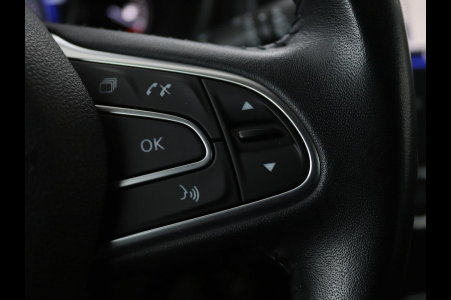 Renault Mégane 1.2 TCe Zen | Trekhaak | Navigatie | Climate control | Cruise control | Bluetooth | Parkeerhulp | Getint glas | DAB | LED