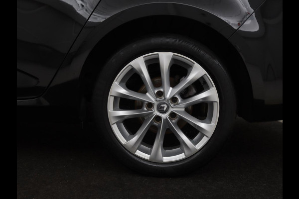 Renault Mégane 1.2 TCe Zen | Trekhaak | Navigatie | Climate control | Cruise control | Bluetooth | Parkeerhulp | Getint glas | DAB | LED