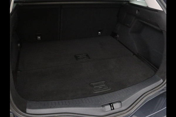 Renault Mégane 1.3 TCe Business Zen | Automaat | Carplay | Camera | Full LED | Navigatie | Cruise control | Parkeerhulp | Climate control