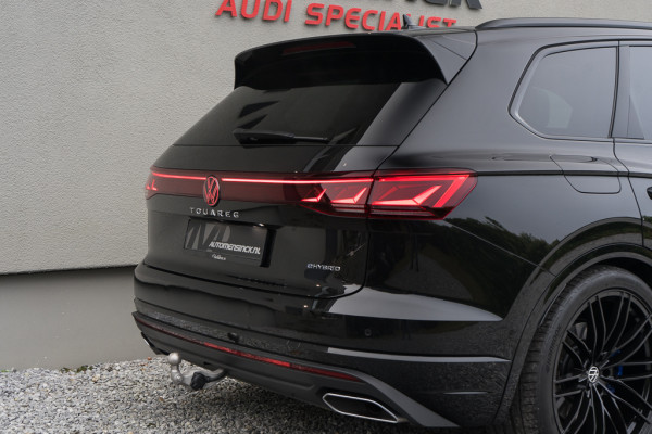 Volkswagen Touareg 3.0 TSI eHybrid 4MOTION / Puglia / Luchtvering/ Virtual Cockpit/ Panoramadak/ Trekhaak/ 280kW (381PK)