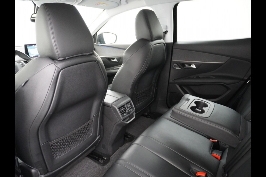 Peugeot 3008 T131pk AUT-8 Elektr.+Leer 360-Camera Navi Avantage Adaptive-Cruise FOCAL-hifi Sport-St. Connected Apps Apple-Carplay Android Mir Priv.glas Mistl. Licht en Zichtpakket Chroom-Optic Elektr.Inklapbare spiegels Origin.NLSe Auto Leer-Sport-Comfort-stoelen+Verwarmd Priv.glas EURO 6.2 Nieuw € 42.000!