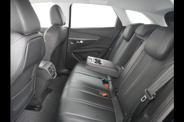 Peugeot 3008 T131pk AUT-8 Elektr.+Leer 360-Camera Navi Avantage Adaptive-Cruise FOCAL-hifi Sport-St. Connected Apps Apple-Carplay Android Mir Priv.glas Mistl. Licht en Zichtpakket Chroom-Optic Elektr.Inklapbare spiegels Origin.NLSe Auto Leer-Sport-Comfort-stoelen+Verwarmd Priv.glas EURO 6.2 Nieuw € 42.000!