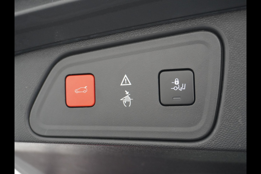 Peugeot 3008 T131pk AUT-8 Elektr.+Leer 360-Camera Navi Avantage Adaptive-Cruise FOCAL-hifi Sport-St. Connected Apps Apple-Carplay Android Mir Priv.glas Mistl. Licht en Zichtpakket Chroom-Optic Elektr.Inklapbare spiegels Origin.NLSe Auto Leer-Sport-Comfort-stoelen+Verwarmd Priv.glas EURO 6.2 Nieuw € 42.000!