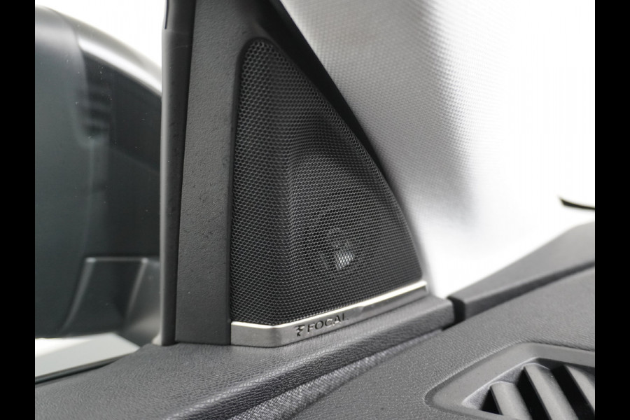 Peugeot 3008 T131pk AUT-8 Elektr.+Leer 360-Camera Navi Avantage Adaptive-Cruise FOCAL-hifi Sport-St. Connected Apps Apple-Carplay Android Mir Priv.glas Mistl. Licht en Zichtpakket Chroom-Optic Elektr.Inklapbare spiegels Origin.NLSe Auto Leer-Sport-Comfort-stoelen+Verwarmd Priv.glas EURO 6.2 Nieuw € 42.000!