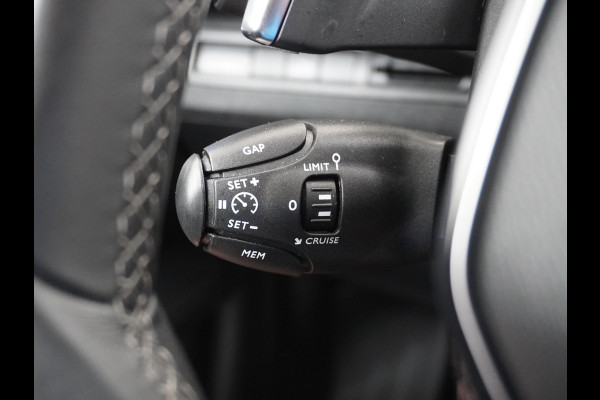 Peugeot 3008 T131pk AUT-8 Elektr.+Leer 360-Camera Navi Avantage Adaptive-Cruise FOCAL-hifi Sport-St. Connected Apps Apple-Carplay Android Mir Priv.glas Mistl. Licht en Zichtpakket Chroom-Optic Elektr.Inklapbare spiegels Origin.NLSe Auto Leer-Sport-Comfort-stoelen+Verwarmd Priv.glas EURO 6.2 Nieuw € 42.000!