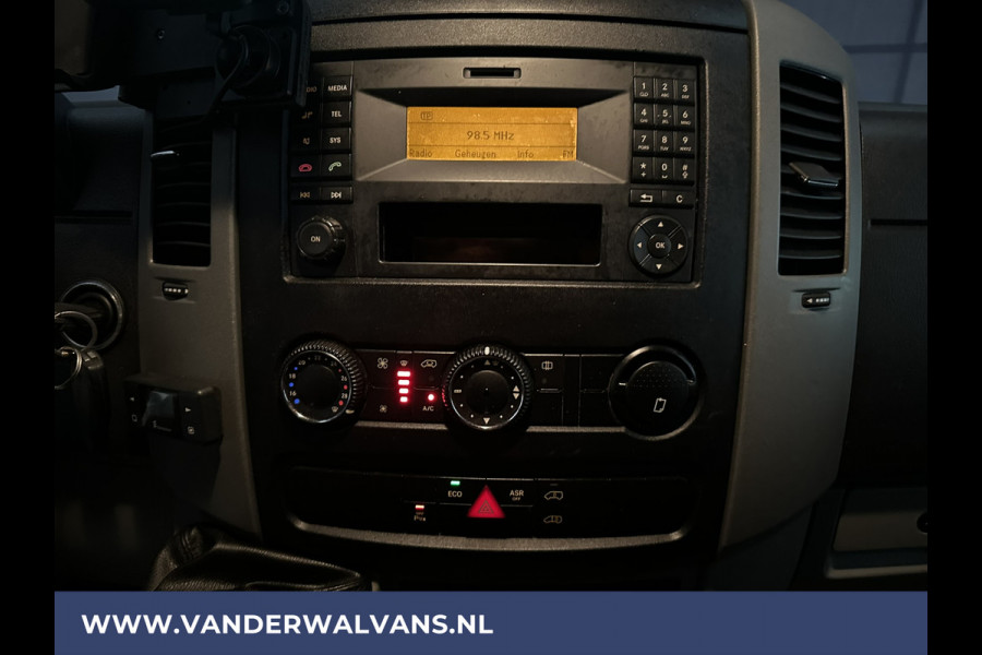 Mercedes-Benz Sprinter 316 CDI 164pk L2H2 Euro6 Airco | 2800kg Trekhaak | Cruisecontrol Parkeersensoren, Chauffeursstoel