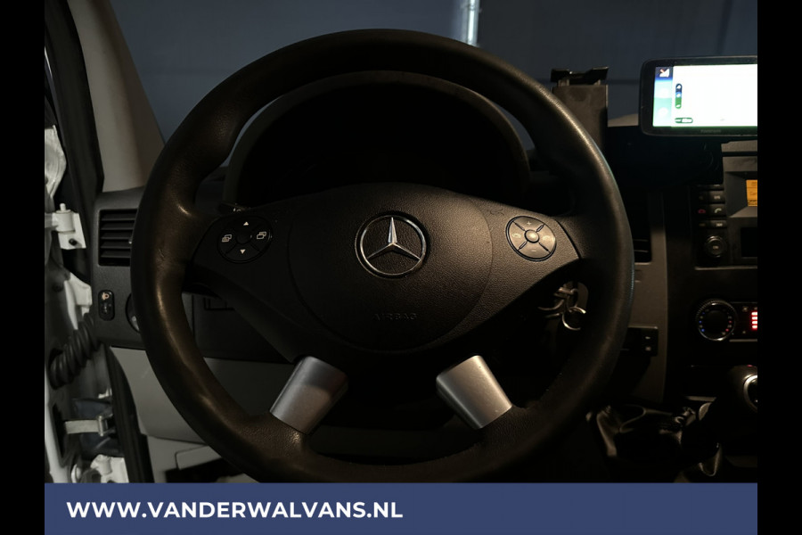 Mercedes-Benz Sprinter 316 CDI 164pk L2H2 Euro6 Airco | 2800kg Trekhaak | Cruisecontrol Parkeersensoren, Chauffeursstoel