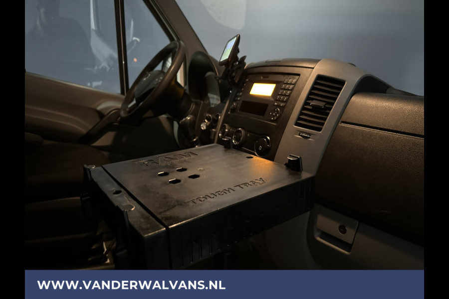 Mercedes-Benz Sprinter 316 CDI 164pk L2H2 Euro6 Airco | 2800kg Trekhaak | Cruisecontrol Parkeersensoren, Chauffeursstoel