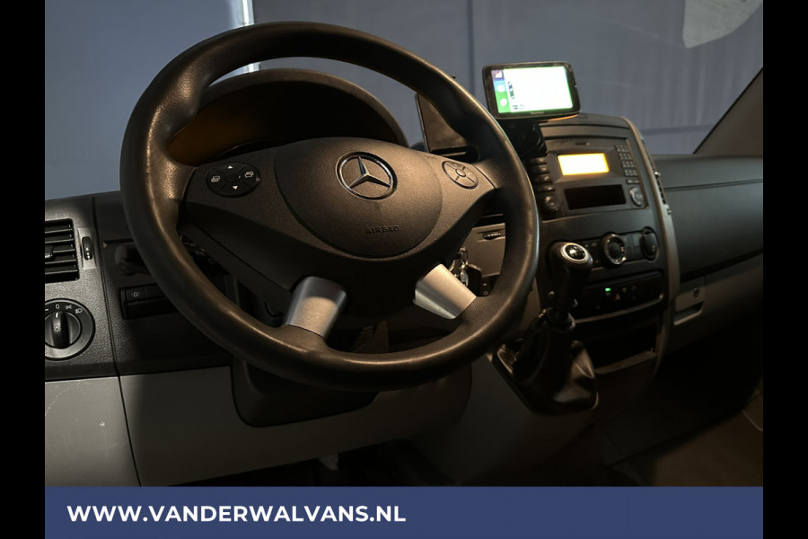 Mercedes-Benz Sprinter 316 CDI 164pk L2H2 Euro6 Airco | 2800kg Trekhaak | Cruisecontrol Parkeersensoren, Chauffeursstoel