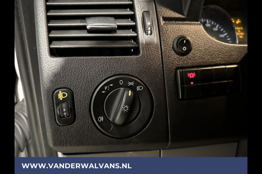 Mercedes-Benz Sprinter 316 CDI 164pk L2H2 Euro6 Airco | 2800kg Trekhaak | Cruisecontrol Parkeersensoren, Chauffeursstoel
