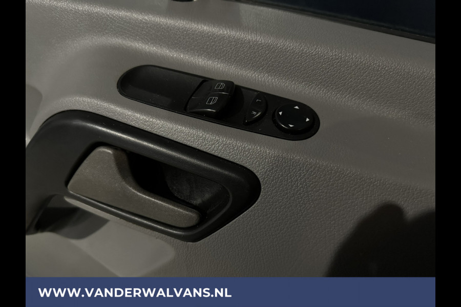 Mercedes-Benz Sprinter 316 CDI 164pk L2H2 Euro6 Airco | 2800kg Trekhaak | Cruisecontrol Parkeersensoren, Chauffeursstoel