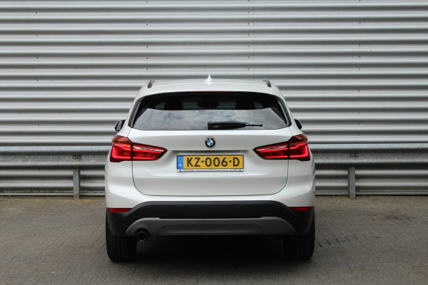 BMW X1 sDrive18i 136pk Centennial Executive AUTOMAAT NL-Auto NAP Clima Cruise Navi PDC 17"LMV Afn. Trekaak 1700kg