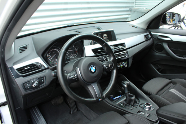 BMW X1 sDrive18i 136pk Centennial Executive AUTOMAAT NL-Auto NAP Clima Cruise Navi PDC 17"LMV Afn. Trekaak 1700kg