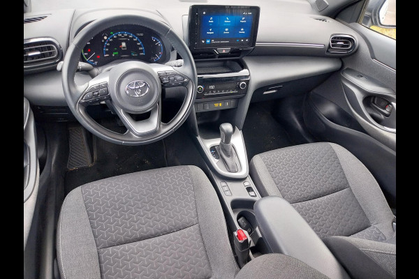 Toyota Yaris Cross 1.5 Hybrid First Edition Bi-Tone | 1e eigenaar | Dealer onderhouden | Navigatie | Apple Carplay & AndroidAUTO | Camera |