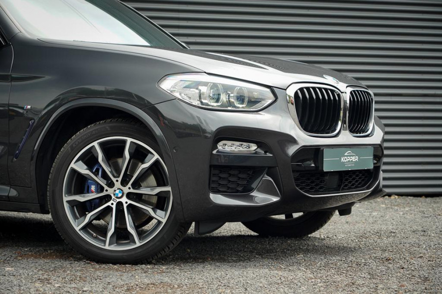 BMW X3 xDrive30i High Executive / M-Sport / Pano / Trekhaak / Drive Assist / HUD / Adaptive Cruise