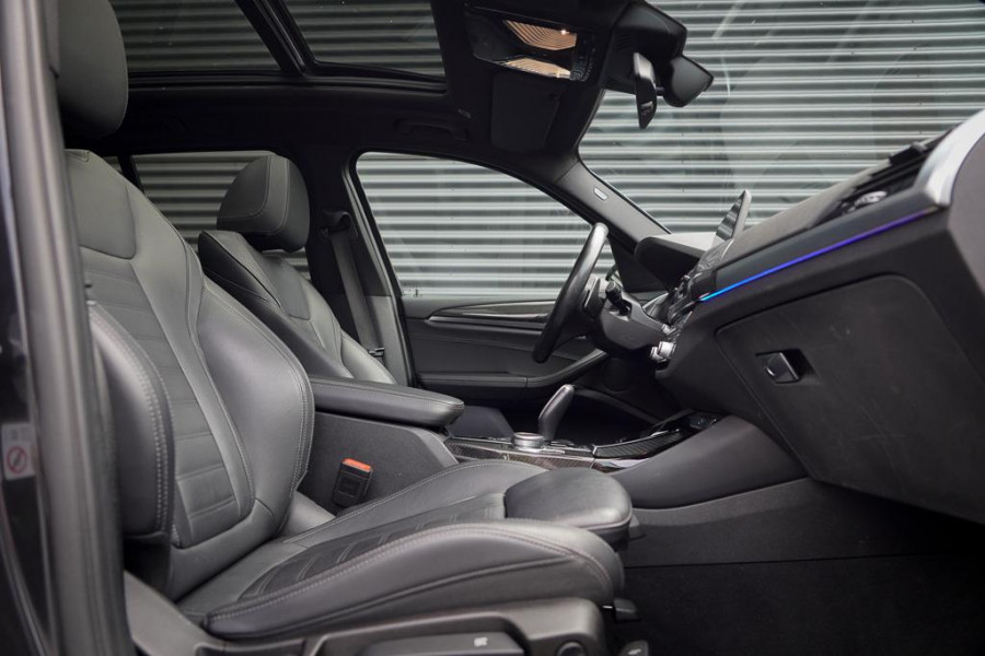 BMW X3 xDrive30i High Executive / M-Sport / Pano / Trekhaak / Drive Assist / HUD / Adaptive Cruise