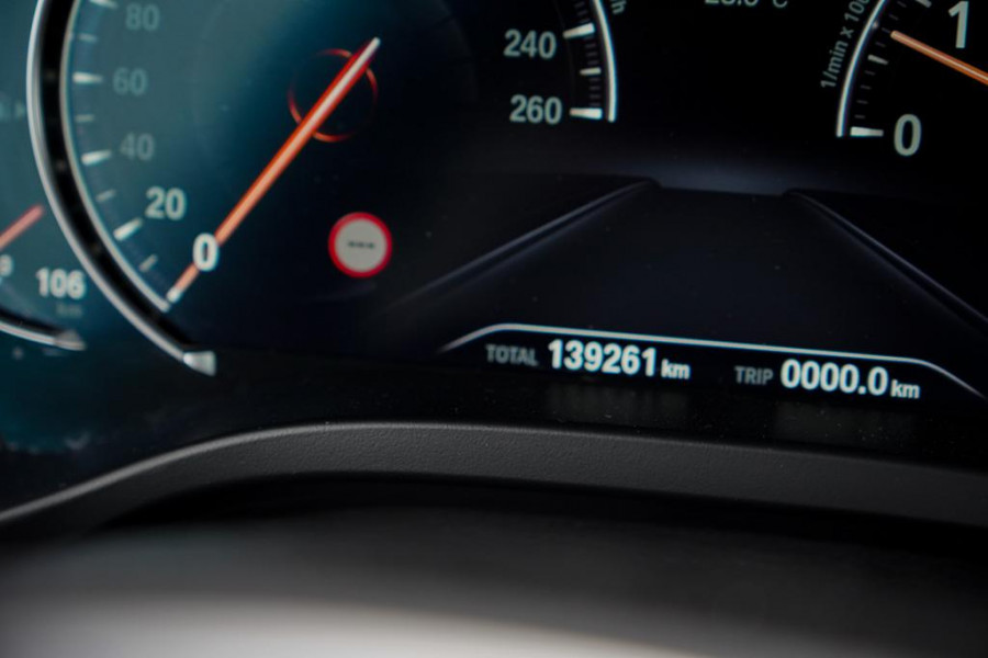 BMW X3 xDrive30i High Executive / M-Sport / Pano / Trekhaak / Drive Assist / HUD / Adaptive Cruise
