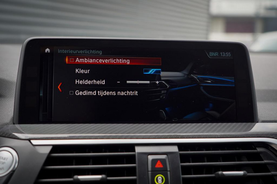 BMW X3 xDrive30i High Executive / M-Sport / Pano / Trekhaak / Drive Assist / HUD / Adaptive Cruise