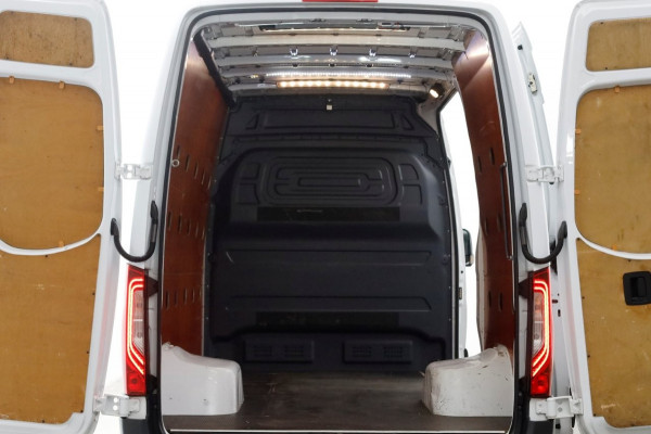 Mercedes-Benz Sprinter 516 CDI 163pk L2H2 7G Automaat LED/ACC/Camera/Trekhaak 3500kg 01-2020