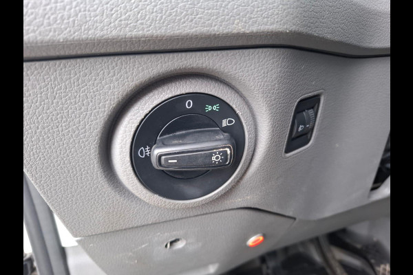 Volkswagen Crafter 35 2.0 TDI L3H3 EL Trendline AIRCO / CRUISE CONTROLE / NAVI / 3 ZITS / APPLE CARPLAY