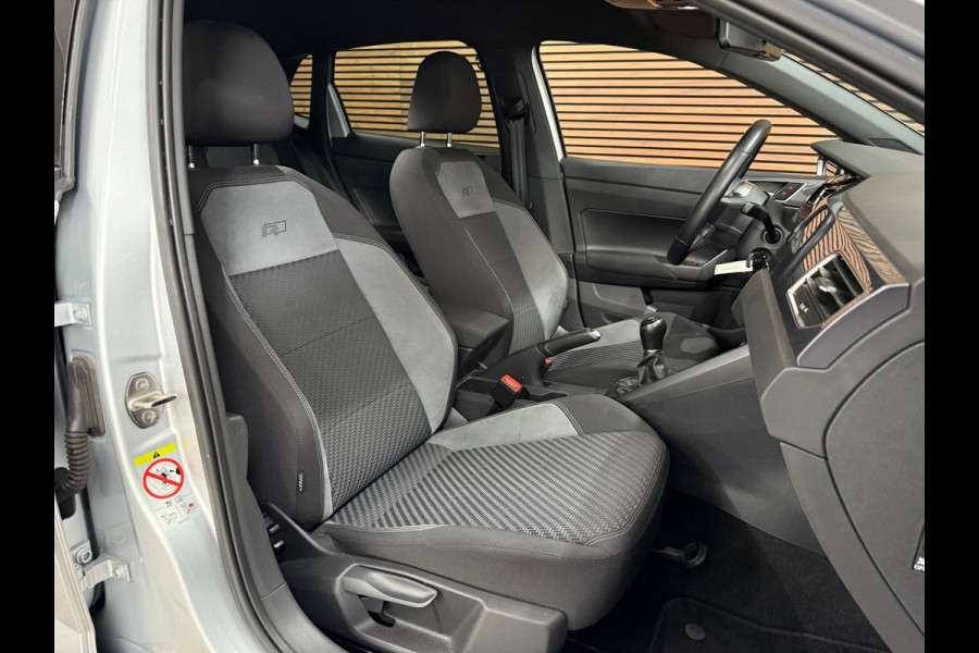 Volkswagen Polo 1.0 TSI Highline Business R | LED | PDC Voor + Achter | Camera | R-Line