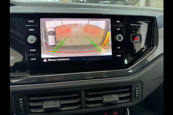 Volkswagen Polo 1.0 TSI Highline Business R | LED | PDC Voor + Achter | Camera | R-Line