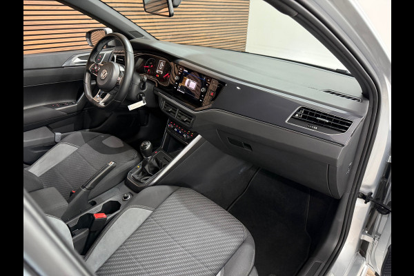 Volkswagen Polo 1.0 TSI Highline Business R | LED | PDC Voor + Achter | Camera | R-Line