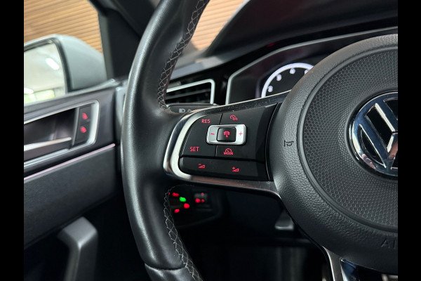 Volkswagen Polo 1.0 TSI Highline Business R | LED | PDC Voor + Achter | Camera | R-Line