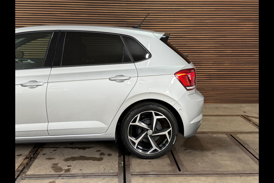 Volkswagen Polo 1.0 TSI Highline Business R | LED | PDC Voor + Achter | Camera | R-Line