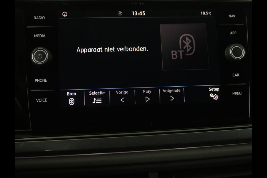 Volkswagen Polo 1.0 TSI Highline | Stoelverwarming | Parkeerhulp | Adaptive cruise | Navigatie | Bluetooth | Climate control | Getint glas