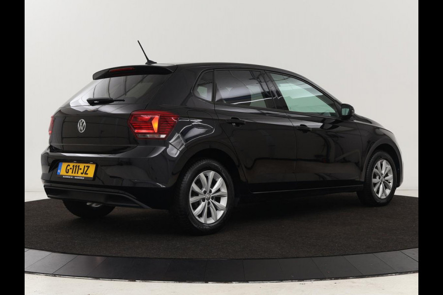 Volkswagen Polo 1.0 TSI Highline | Stoelverwarming | Parkeerhulp | Adaptive cruise | Navigatie | Bluetooth | Climate control | Getint glas