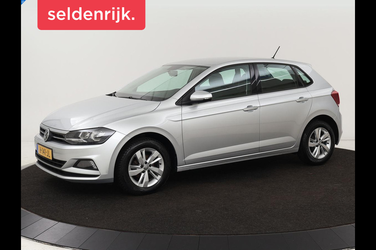 Volkswagen Polo 1.0 TSI Comfortline | Carplay | Cruise control | Airco | Bluetooth | LED | Lichtmetalen velgen Volkswagen Polo 1.0 TSI Comfortline | Carplay | Cruise control | Airco | Bluetooth | LED | Lichtmetalen velgen