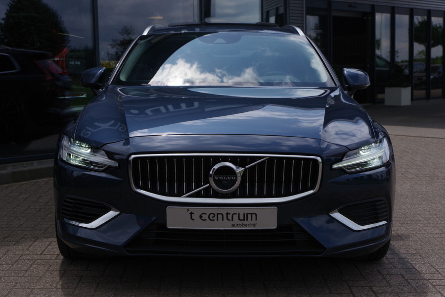 Volvo V60 2.0 T6 Recharge AWD Inscription 340 PK PHEV, Panoramadak, Harman/Kardon, 360 Camera, Trekhaak.