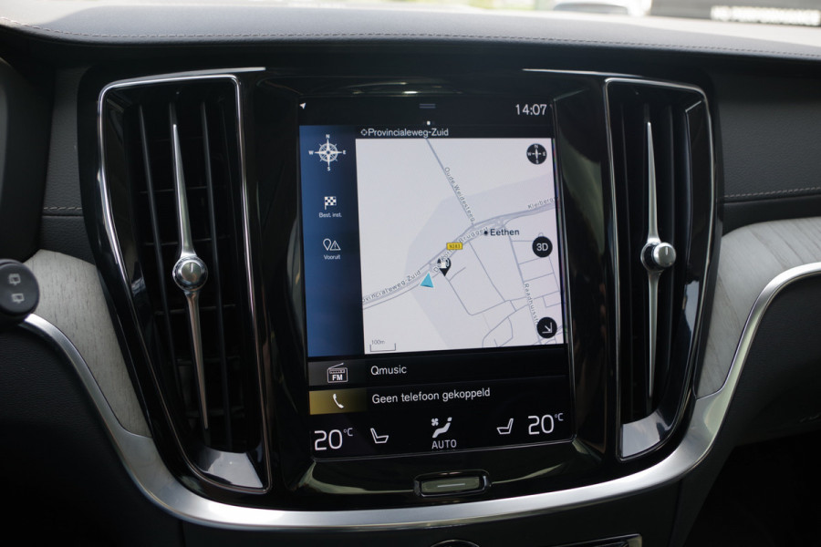 Volvo V60 2.0 T6 Recharge AWD Inscription 340 PK PHEV, Panoramadak, Harman/Kardon, 360 Camera, Trekhaak.