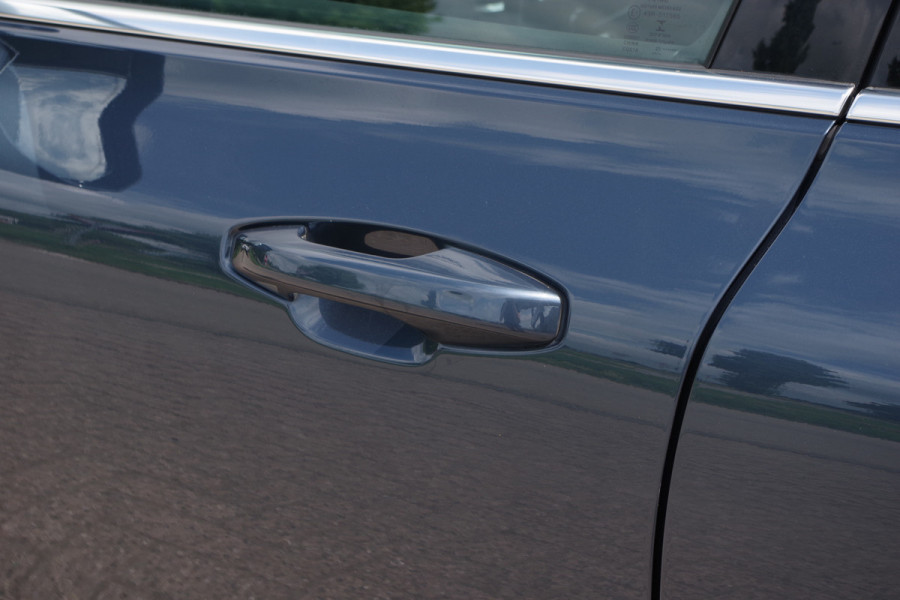 Volvo V60 2.0 T6 Recharge AWD Inscription 340 PK PHEV, Panoramadak, Harman/Kardon, 360 Camera, Trekhaak.