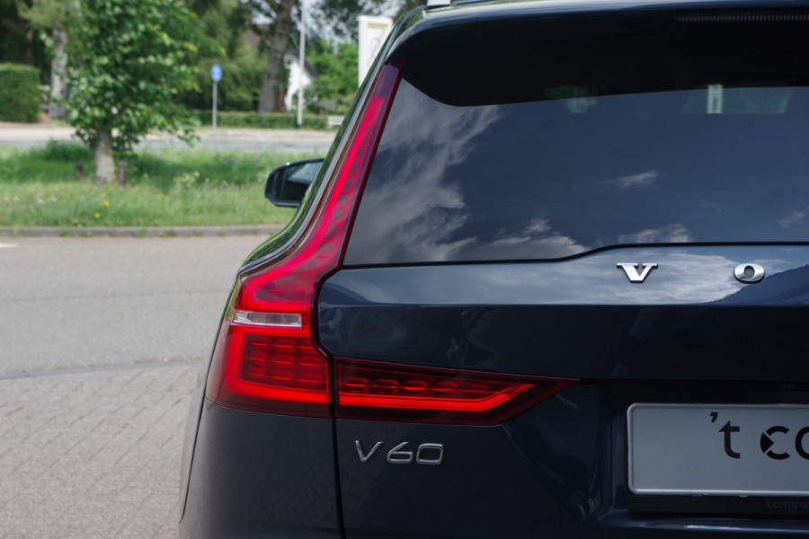 Volvo V60 2.0 T6 Recharge AWD Inscription 340 PK PHEV, Panoramadak, Harman/Kardon, 360 Camera, Trekhaak.