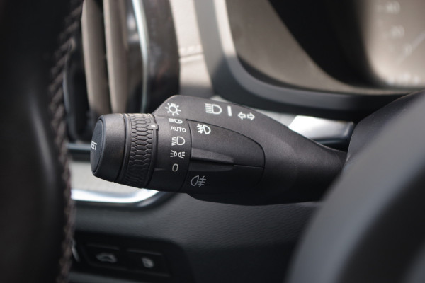 Volvo V60 2.0 T6 Recharge AWD Inscription 340 PK PHEV, Panoramadak, Harman/Kardon, 360 Camera, Trekhaak.