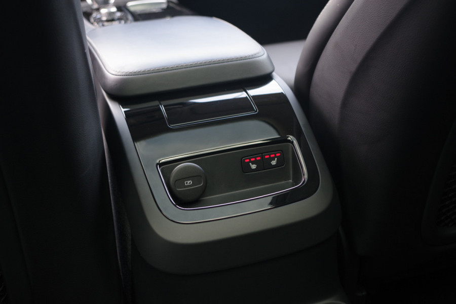 Volvo V60 2.0 T6 Recharge AWD Inscription 340 PK PHEV, Panoramadak, Harman/Kardon, 360 Camera, Trekhaak.