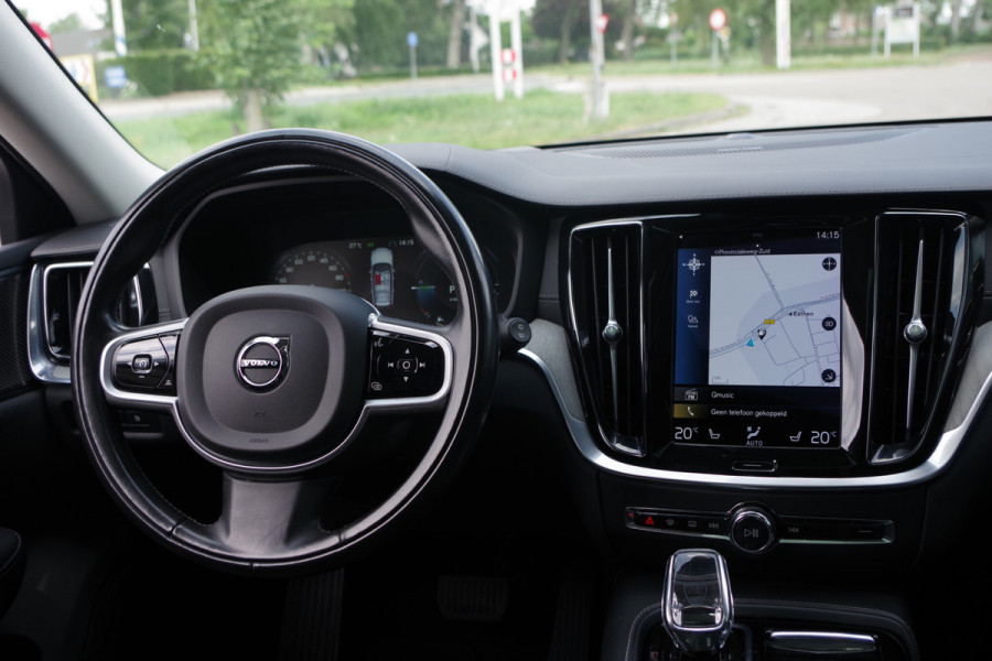 Volvo V60 2.0 T6 Recharge AWD Inscription 340 PK PHEV, Panoramadak, Harman/Kardon, 360 Camera, Trekhaak.