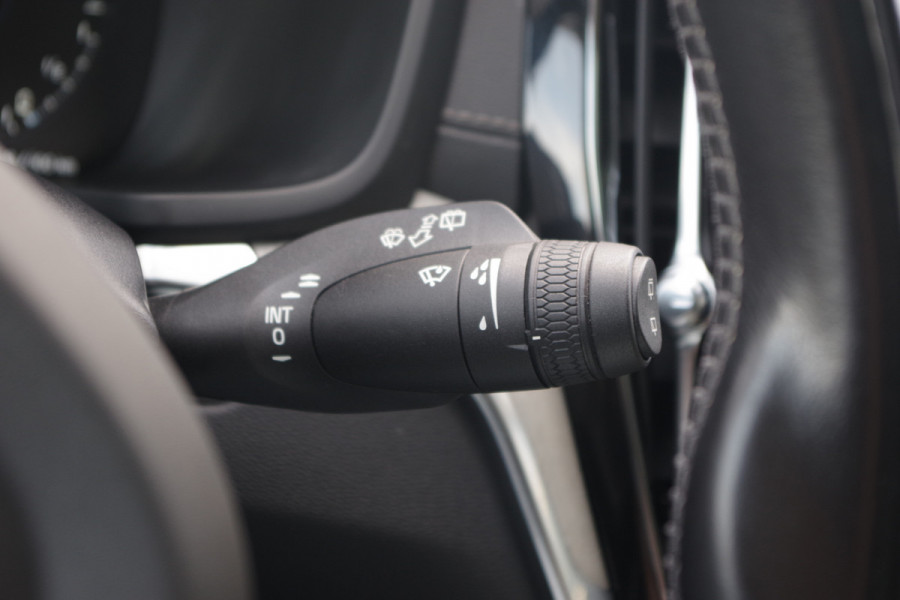 Volvo V60 2.0 T6 Recharge AWD Inscription 340 PK PHEV, Panoramadak, Harman/Kardon, 360 Camera, Trekhaak.