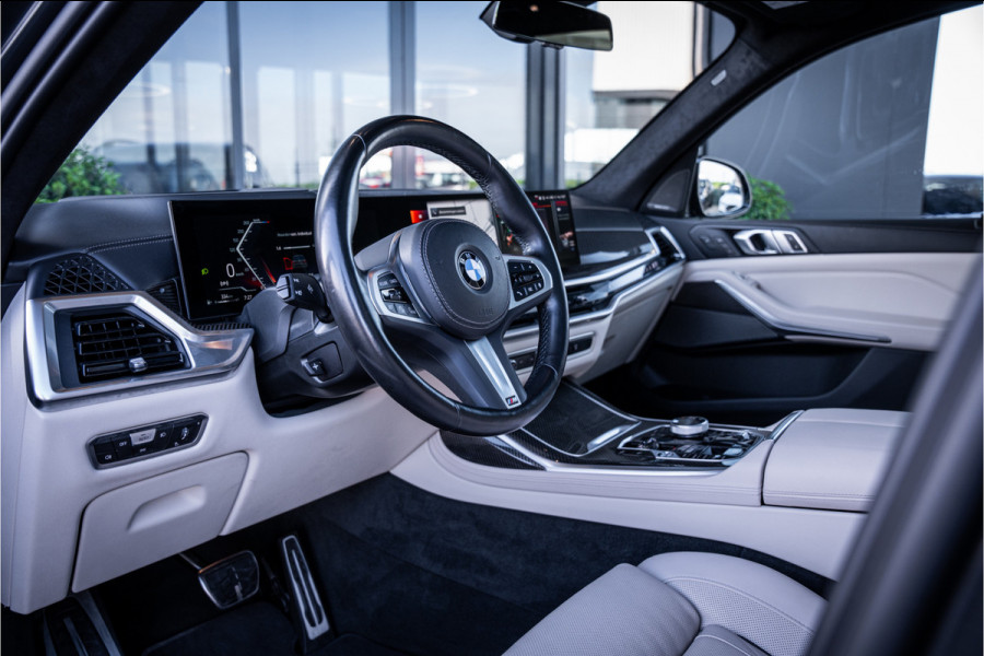 BMW X7 xDrive40i M Sport 7p | Panorama | Sky Lounge | H&K | Dravitgrau