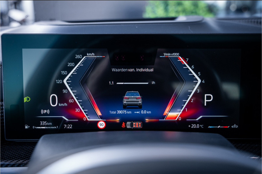 BMW X7 xDrive40i M Sport 7p | Panorama | Sky Lounge | H&K | Dravitgrau