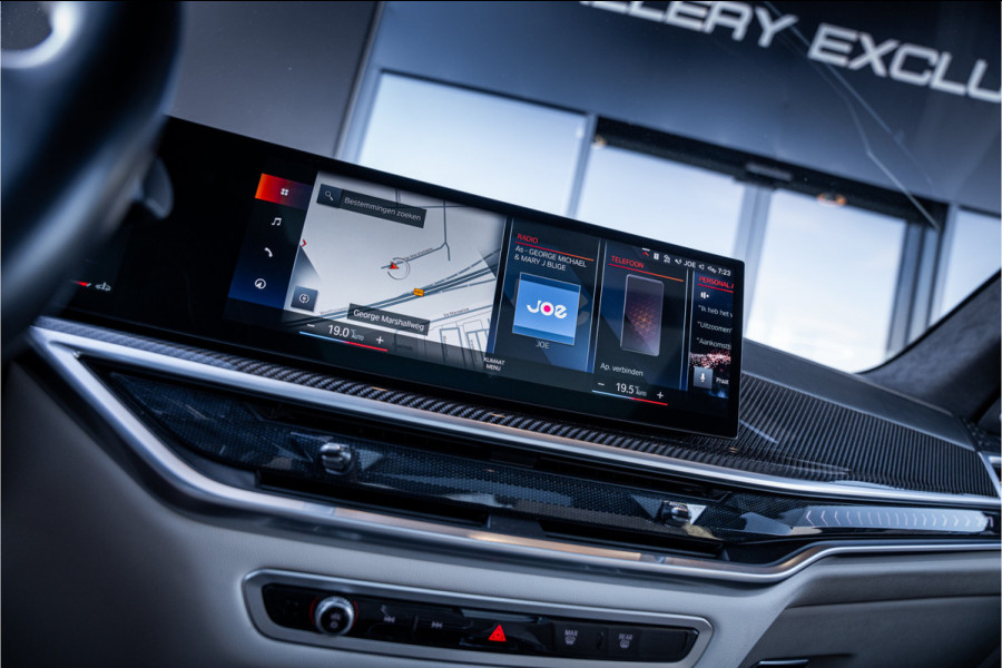 BMW X7 xDrive40i M Sport 7p | Panorama | Sky Lounge | H&K | Dravitgrau