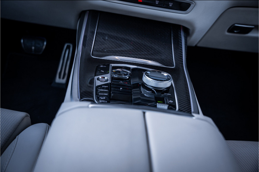 BMW X7 xDrive40i M Sport 7p | Panorama | Sky Lounge | H&K | Dravitgrau