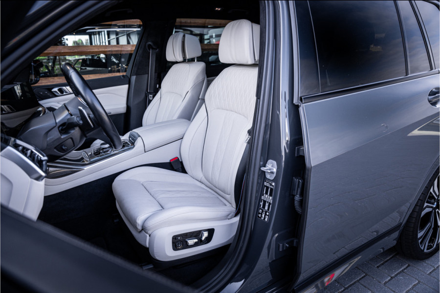 BMW X7 xDrive40i M Sport 7p | Panorama | Sky Lounge | H&K | Dravitgrau