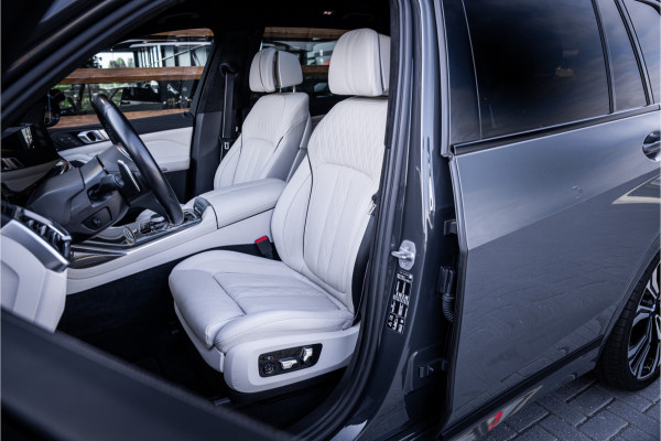 BMW X7 xDrive40i M Sport 7p | Panorama | Sky Lounge | H&K | Dravitgrau